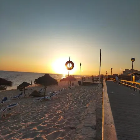 #farocarmolodge Private Downtown & Free Parking Holiday home *