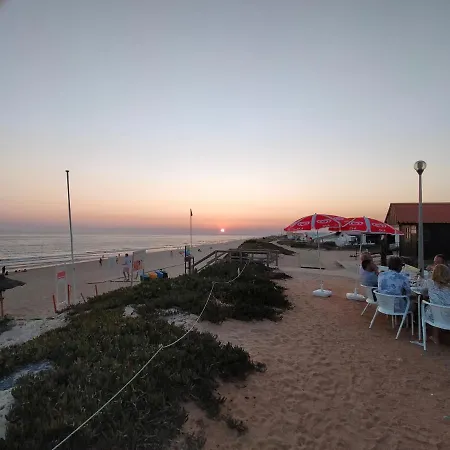 #farocarmolodge Private Downtown & Free Parking Faro