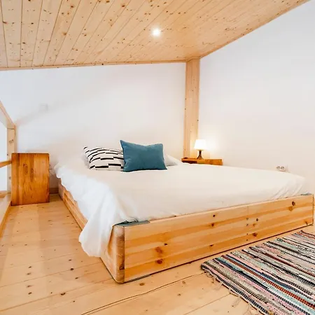 #farocarmolodge Private Downtown & Free Parking ファロ